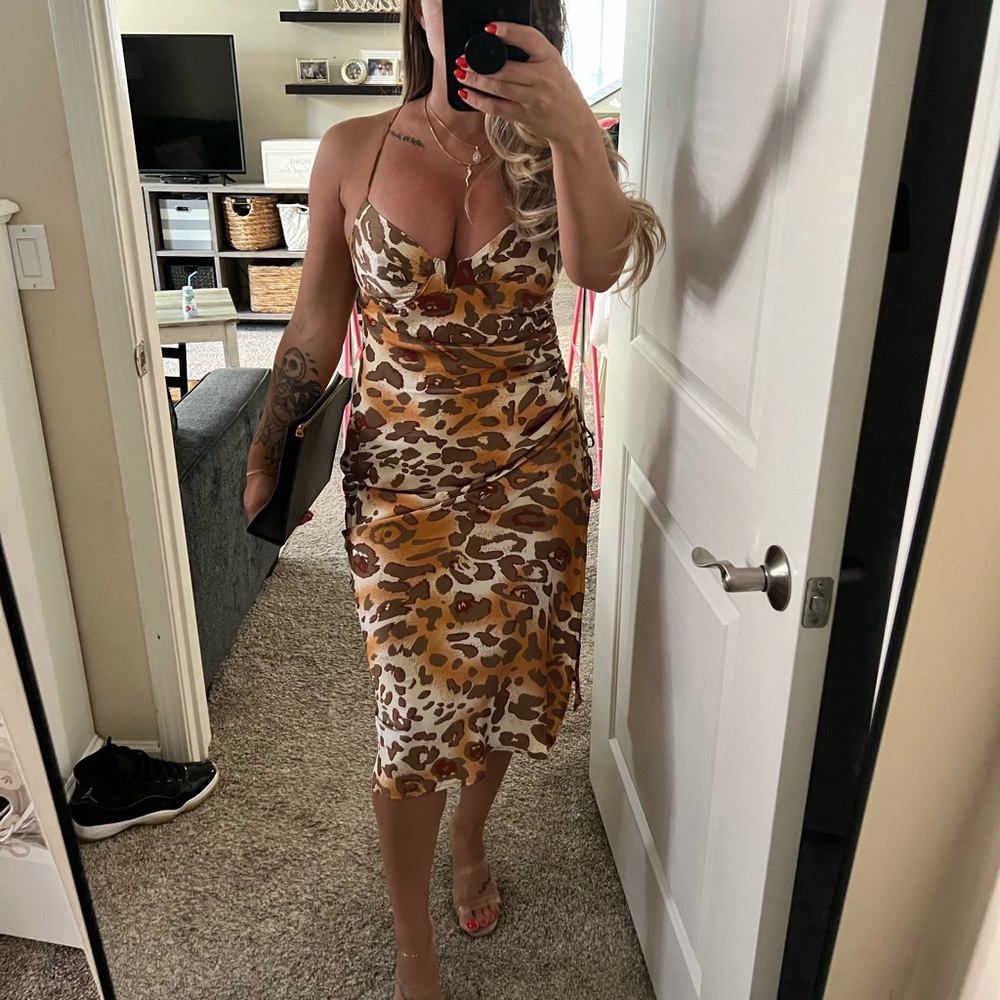 Silk midi dress - Picture 3 of 7